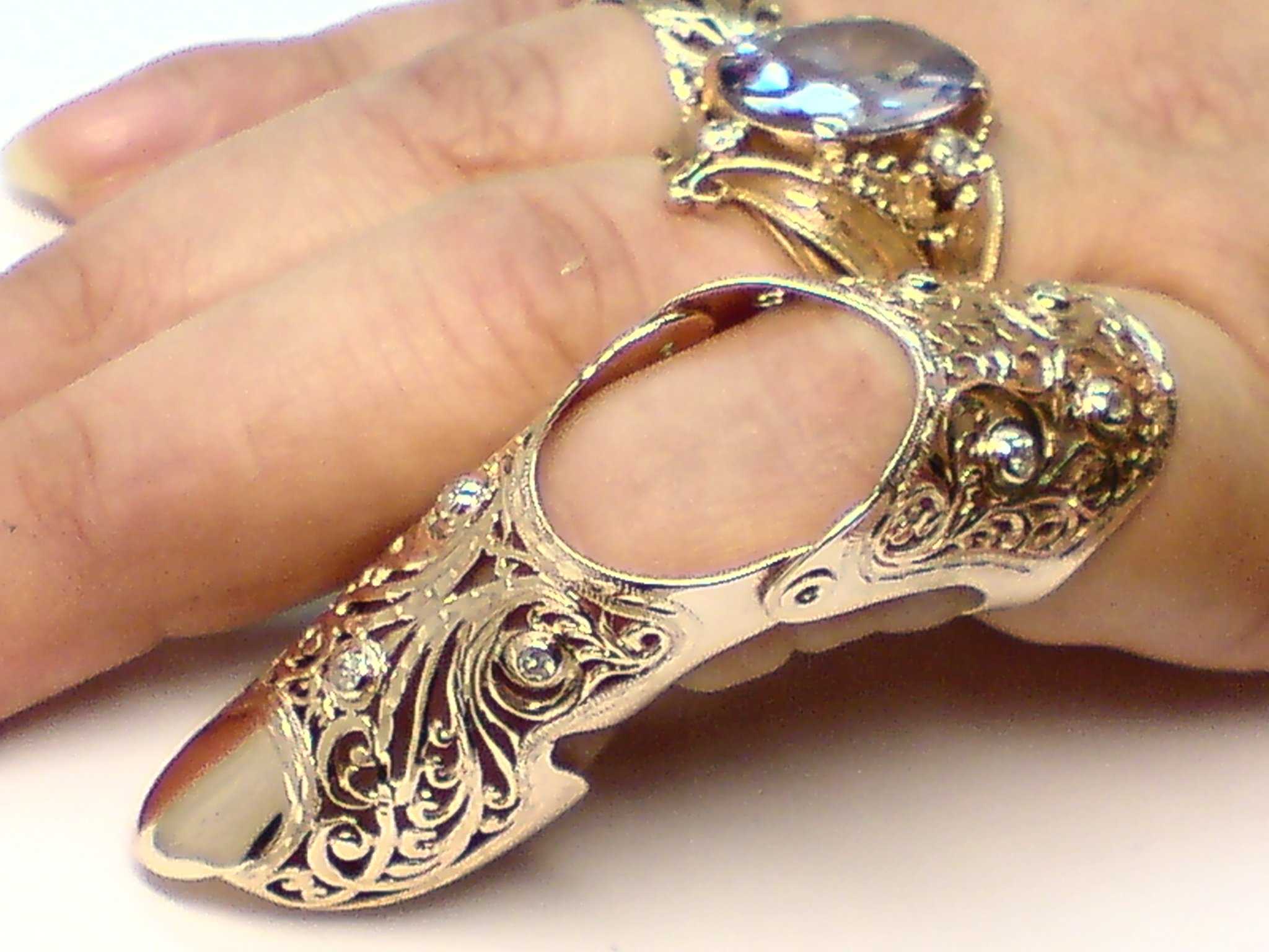 Кольцо в виде россии. Фаланговое кольцо коготь. Необычные ювелирные украшения. Массивные кольца. Кольцо (украшение).