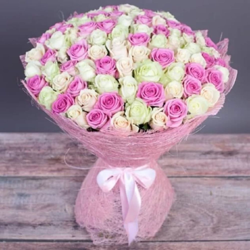 Букет цветов розовый с белым