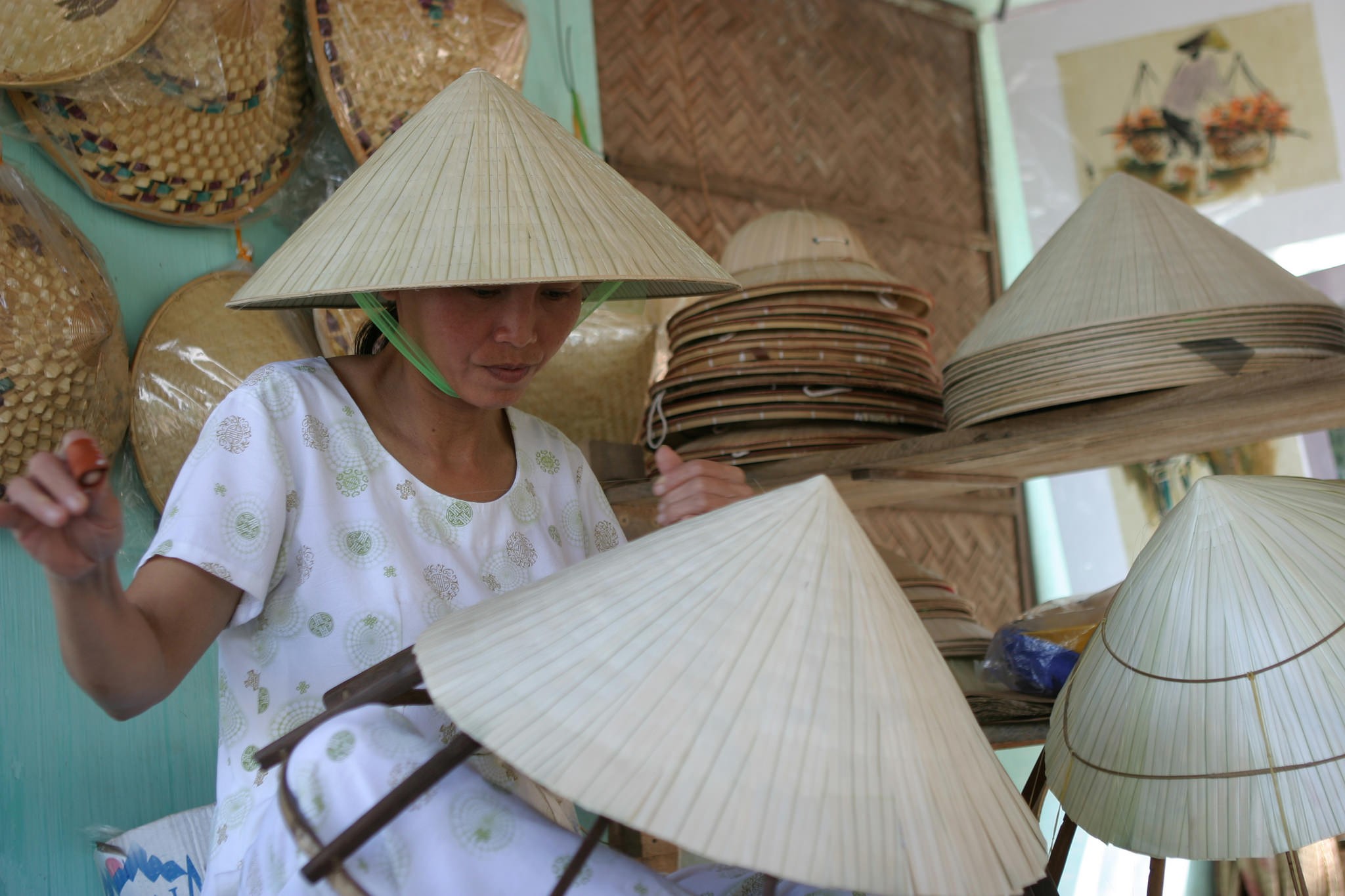 шляпы из вьетнама