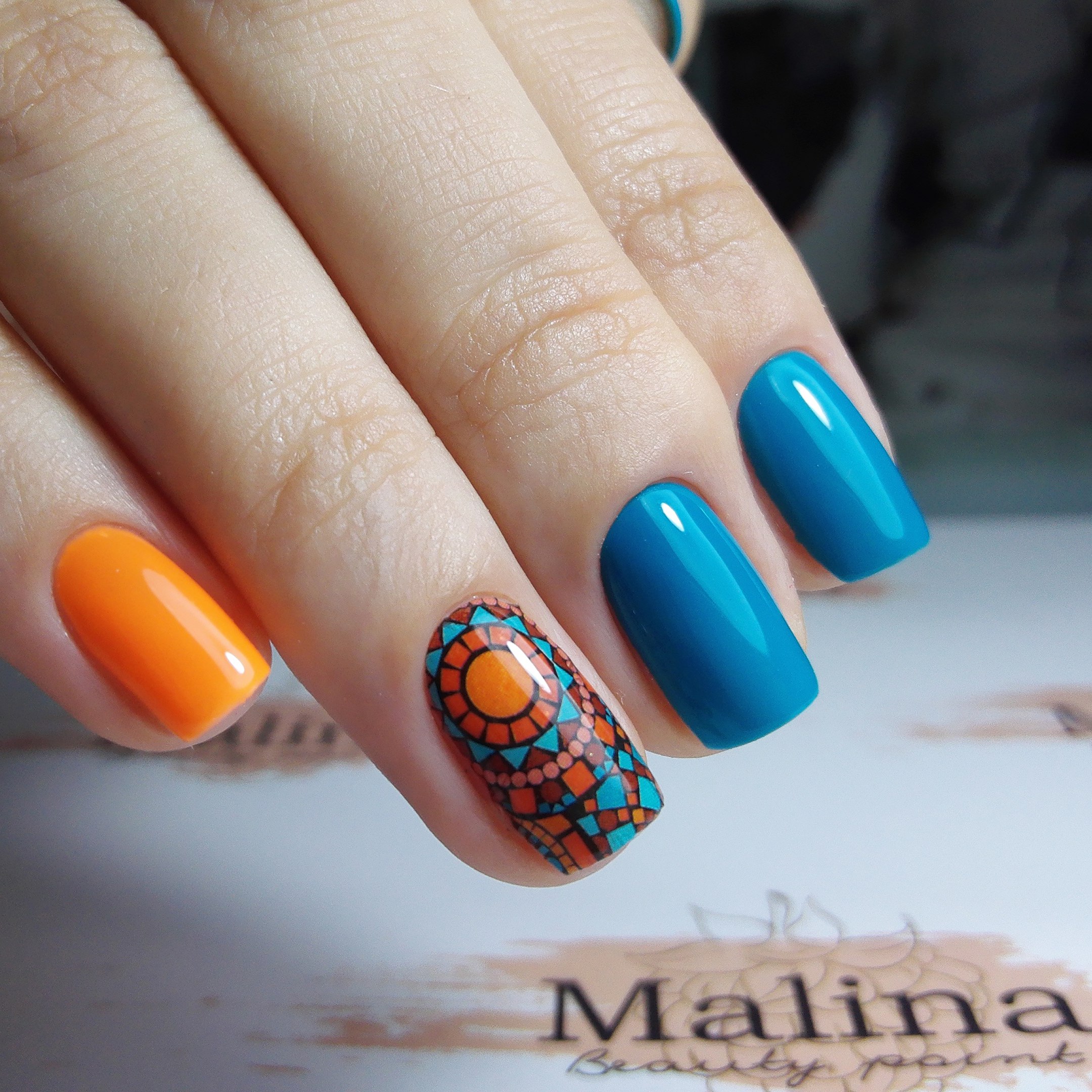 Ногти сине оранжевые