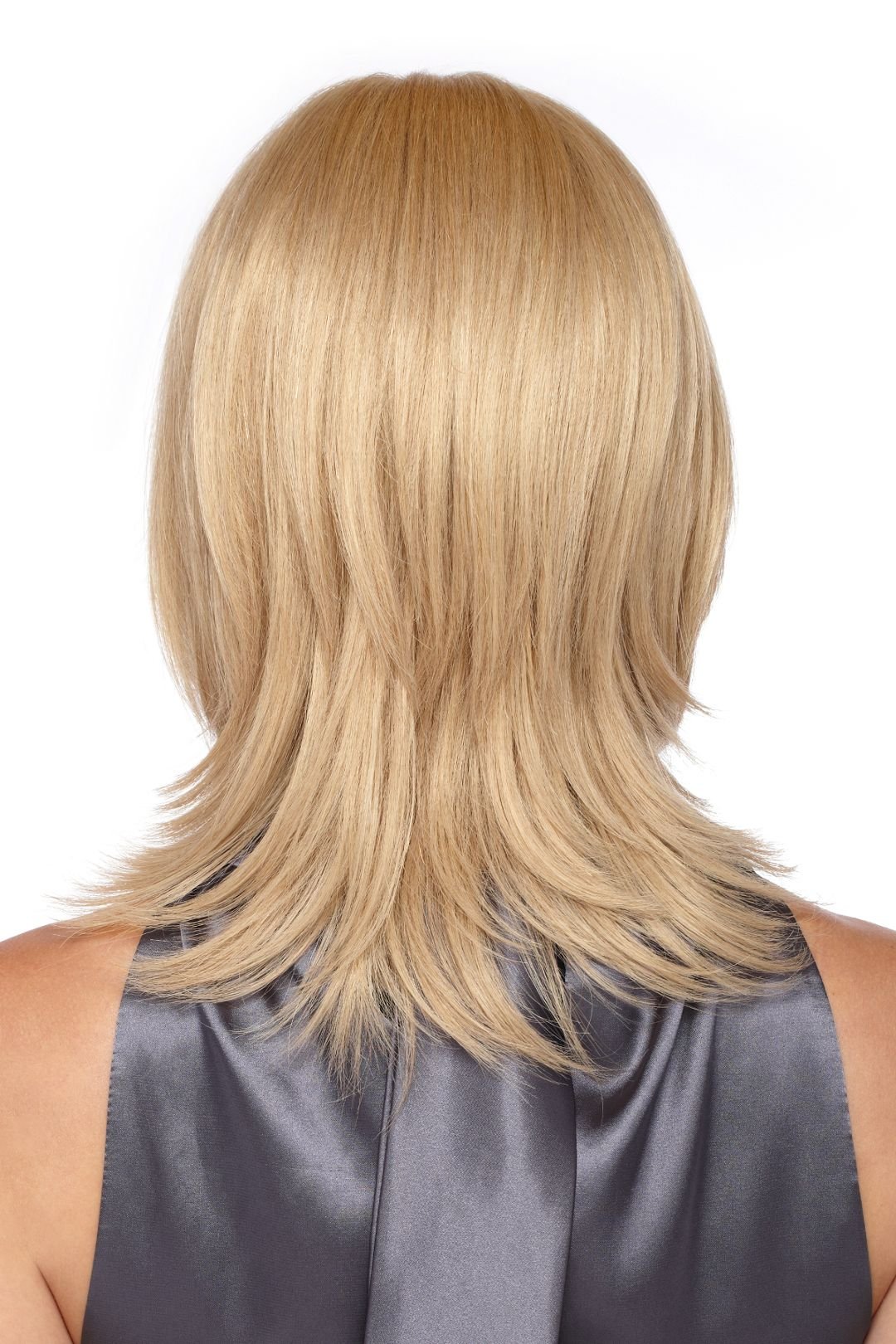 Каскад на средние волосы фото с косой челкой вид сзади и спереди