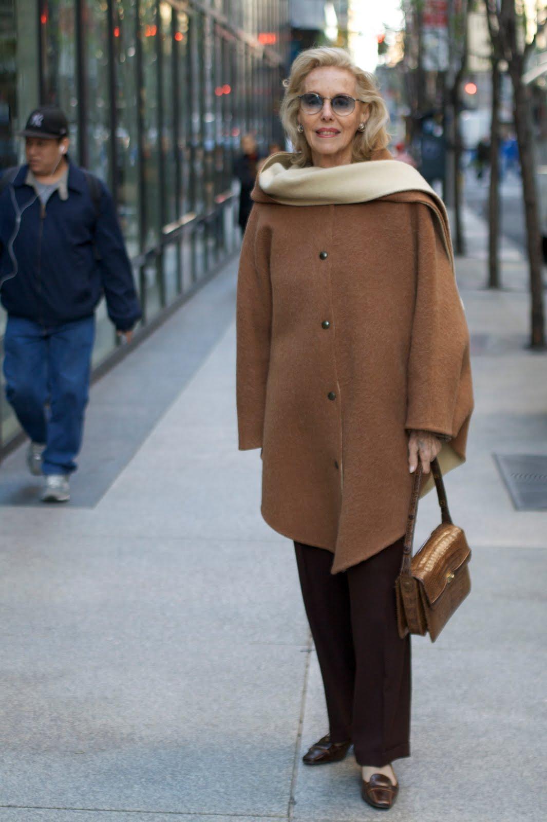 Стильные пальто для женщин за 50