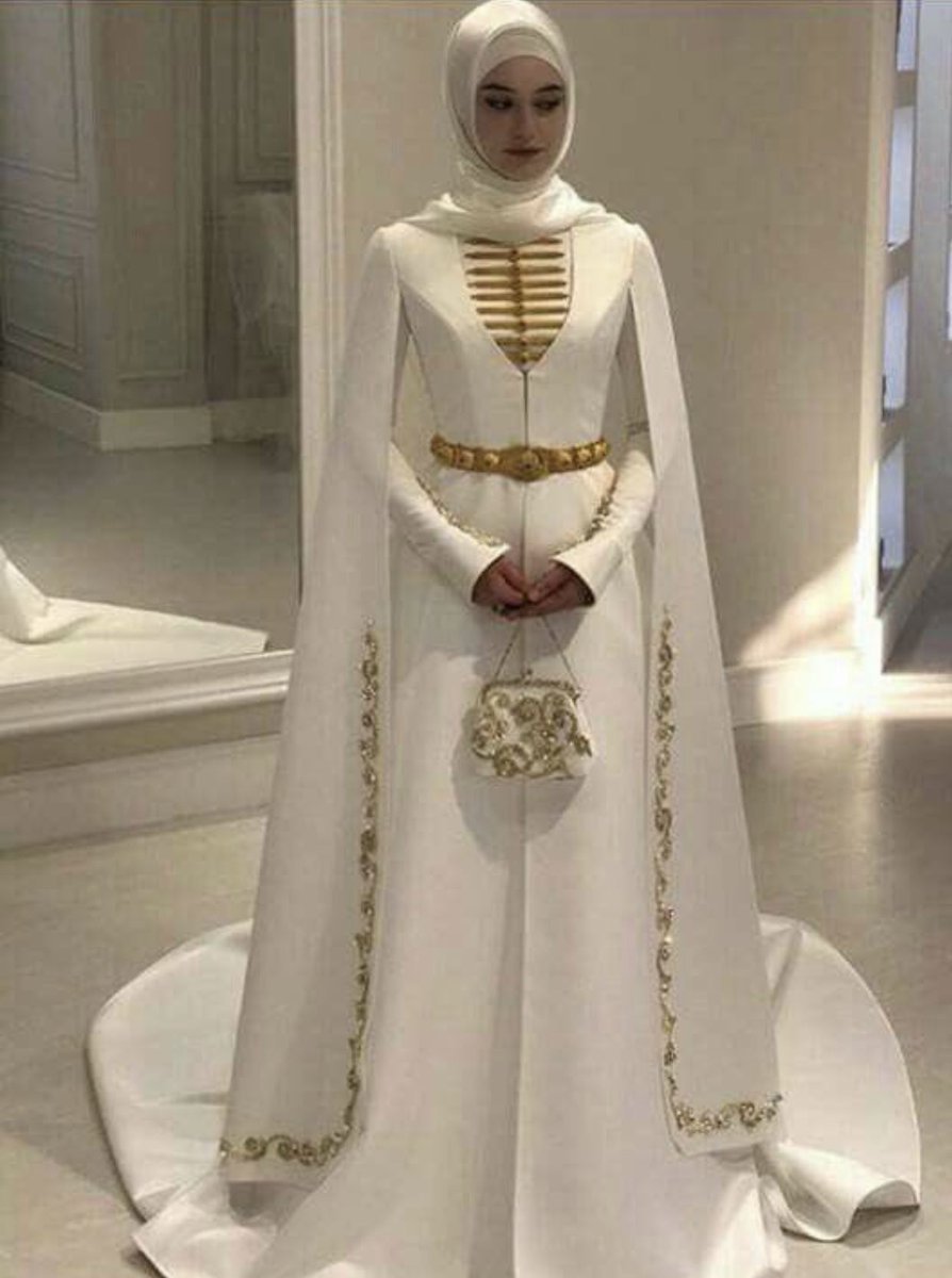 Осетинское свадебное платье Изольда Гогичаева
