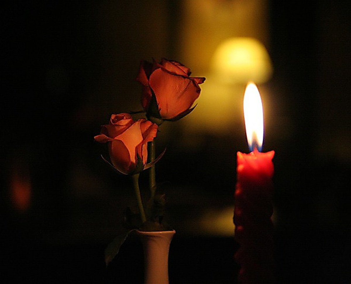 траурное фото со свечой