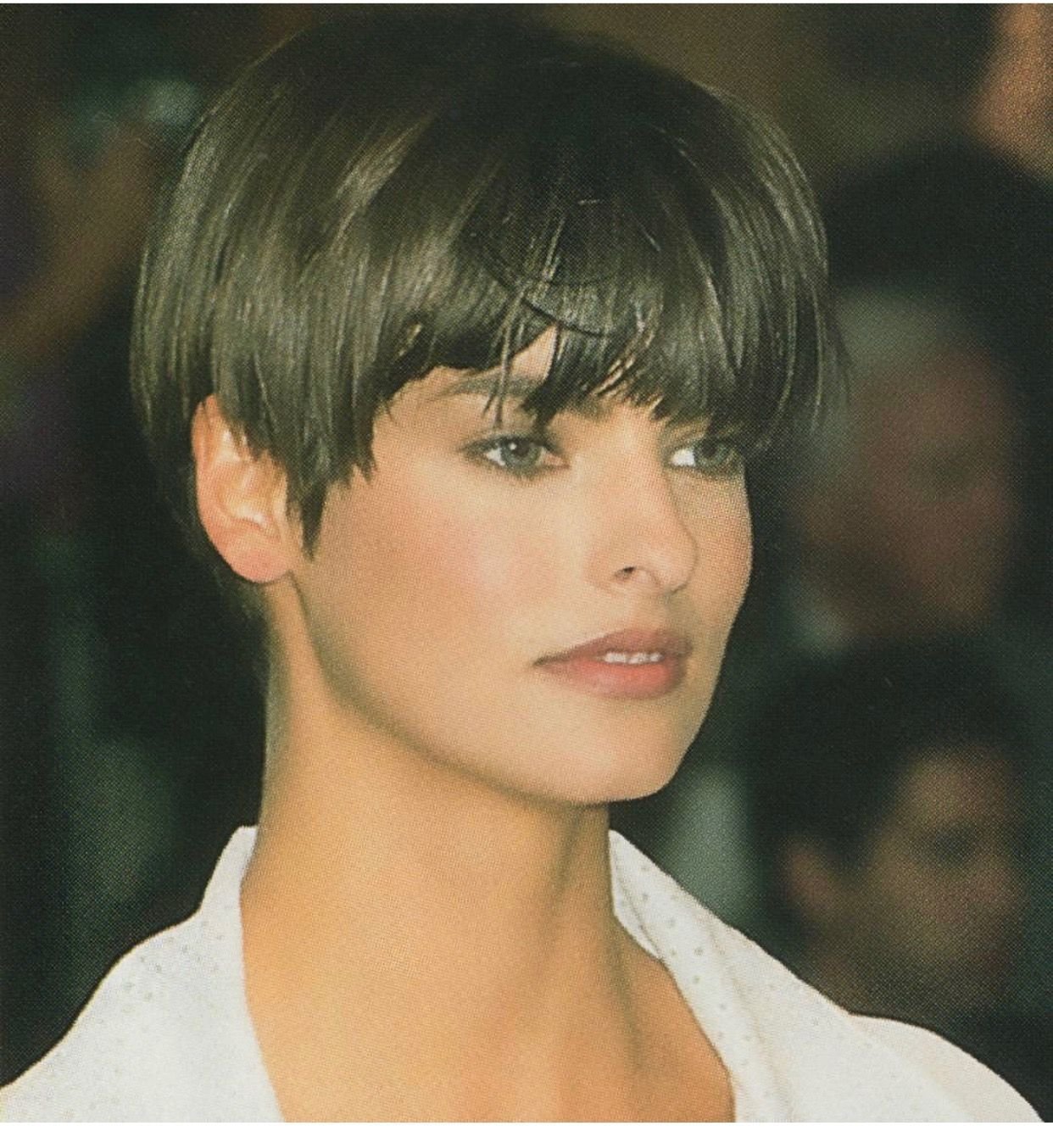 Гарсон стрижка фото женская на средние волосы с челкой