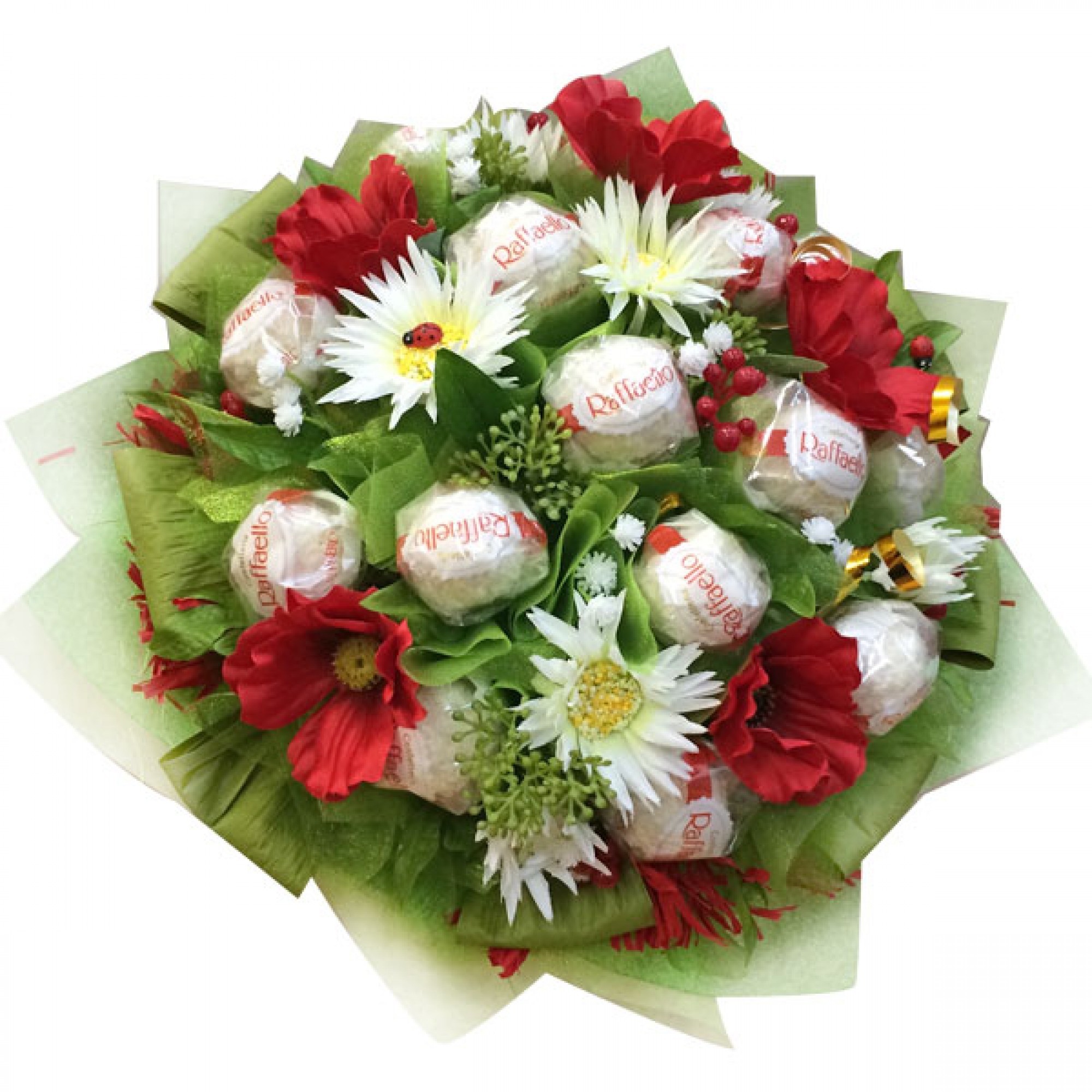 Живые цветы конфеты. Букет из конфет Рафаэлло. Хризантемы и Рафаэлло. Букет с Рафаэлло и цветами. Букет из Рафаэлло и цветов.