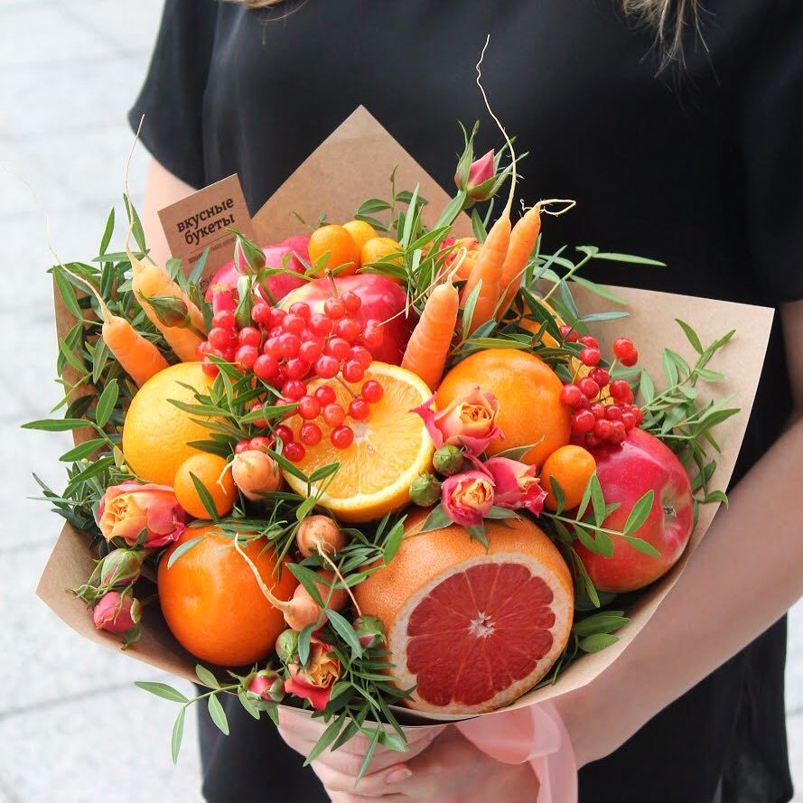 Букеты из овощей и фруктов на свадьбу