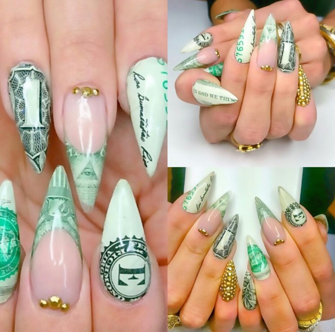 Цвет маникюра для привлечения. Дизайн ногтей с деньгами. Маникюр притягивающий деньги. Дизайн ногтей для привлечения денег. Ногти с долларами.