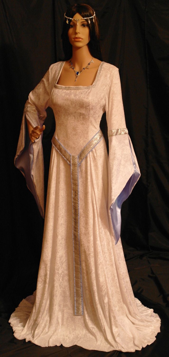 Платье блио в средневековье