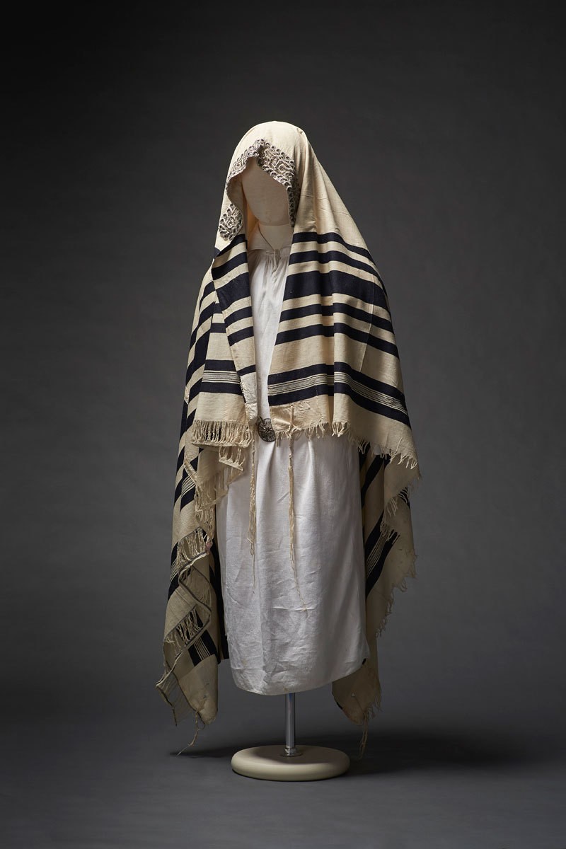 Еврейский костюм женский