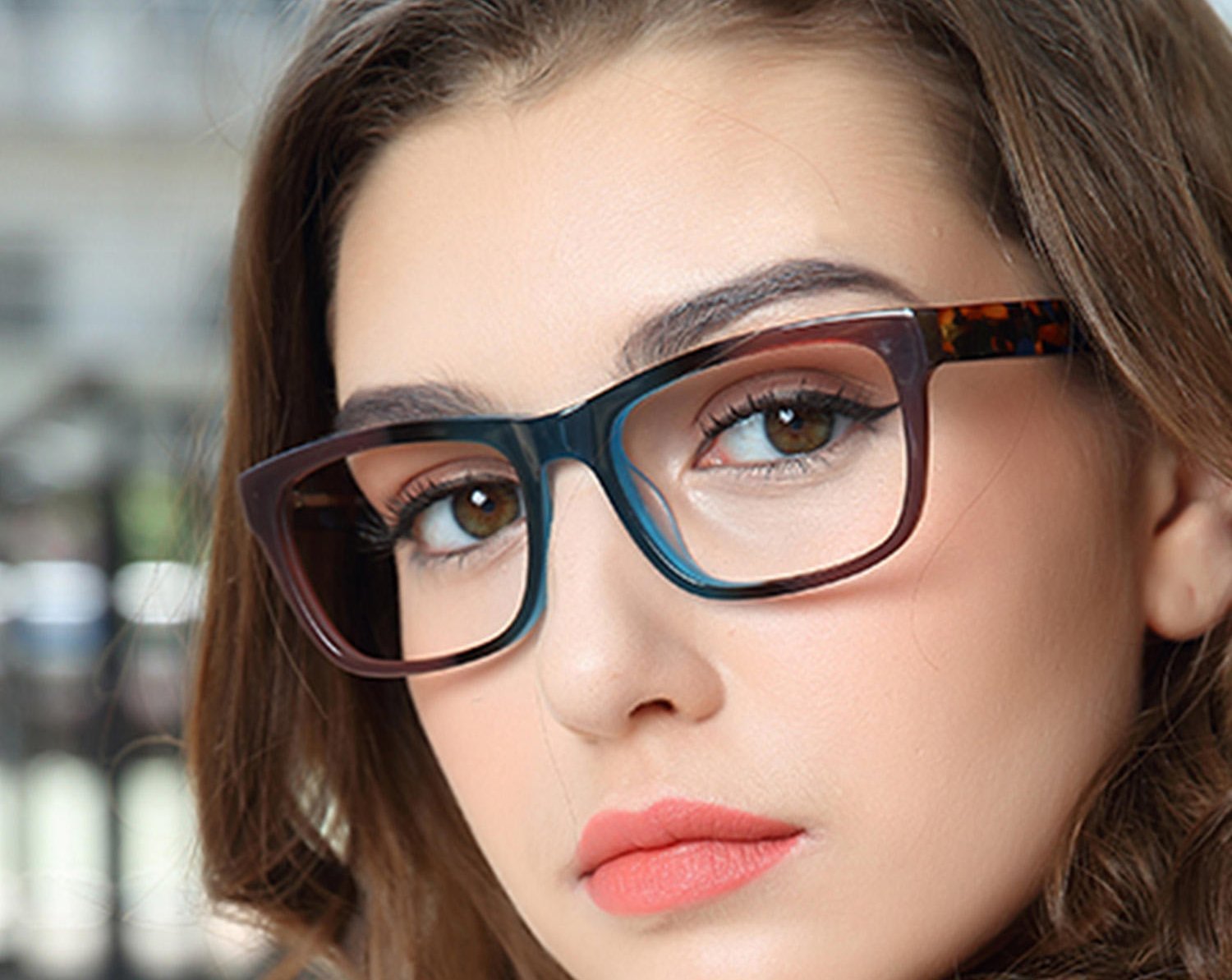 Какие очки в тренде 2024. Очки для зрения. Модные оправы для очков. Красивые очки для зрения женские. Модные оправы для очков для зрения.