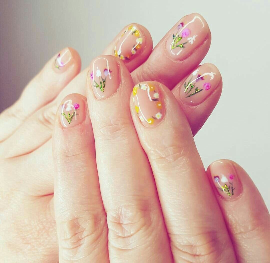 Фото ногтей с сухоцветами новинки дизайн
