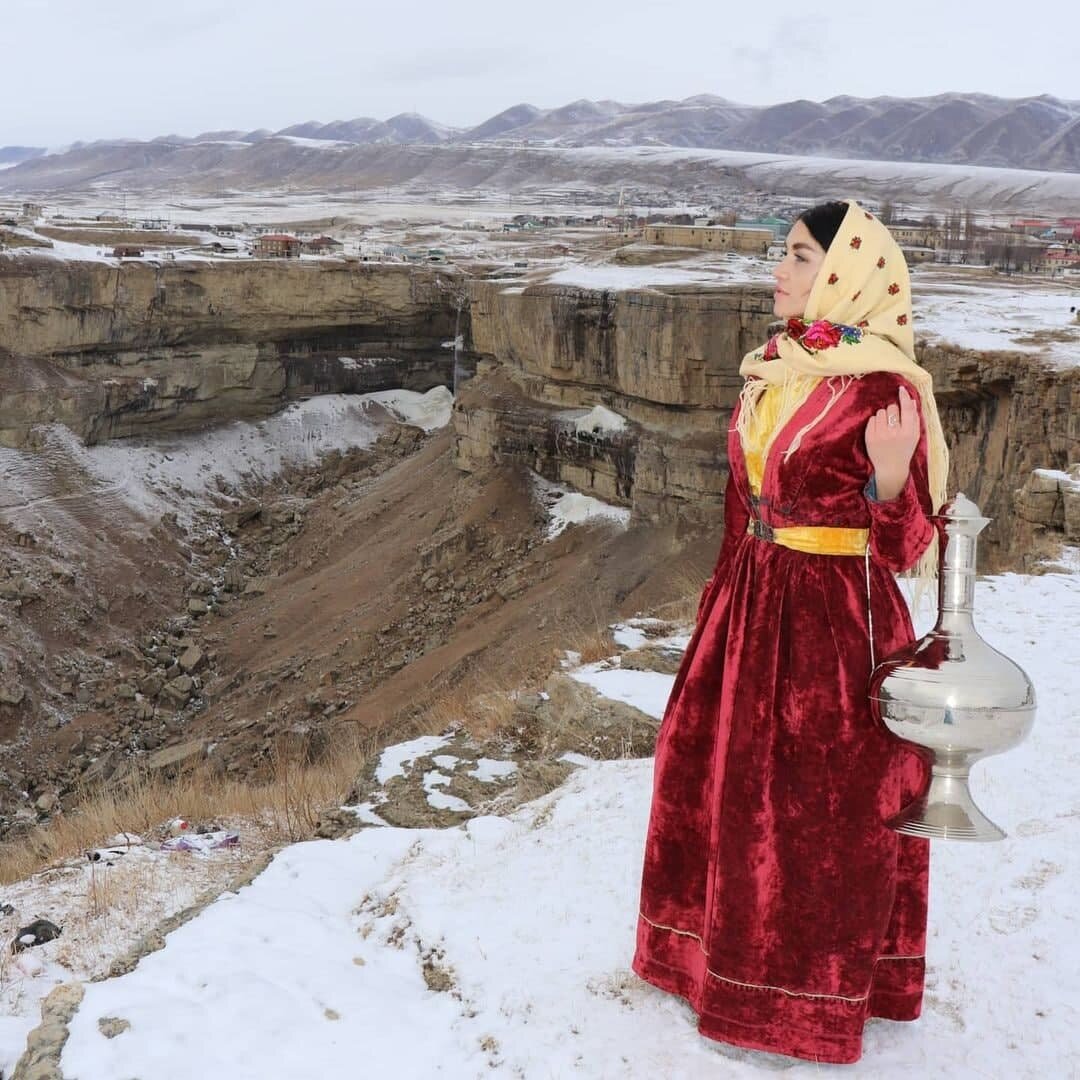 Фотосессия в национальных костюмах Дагестана