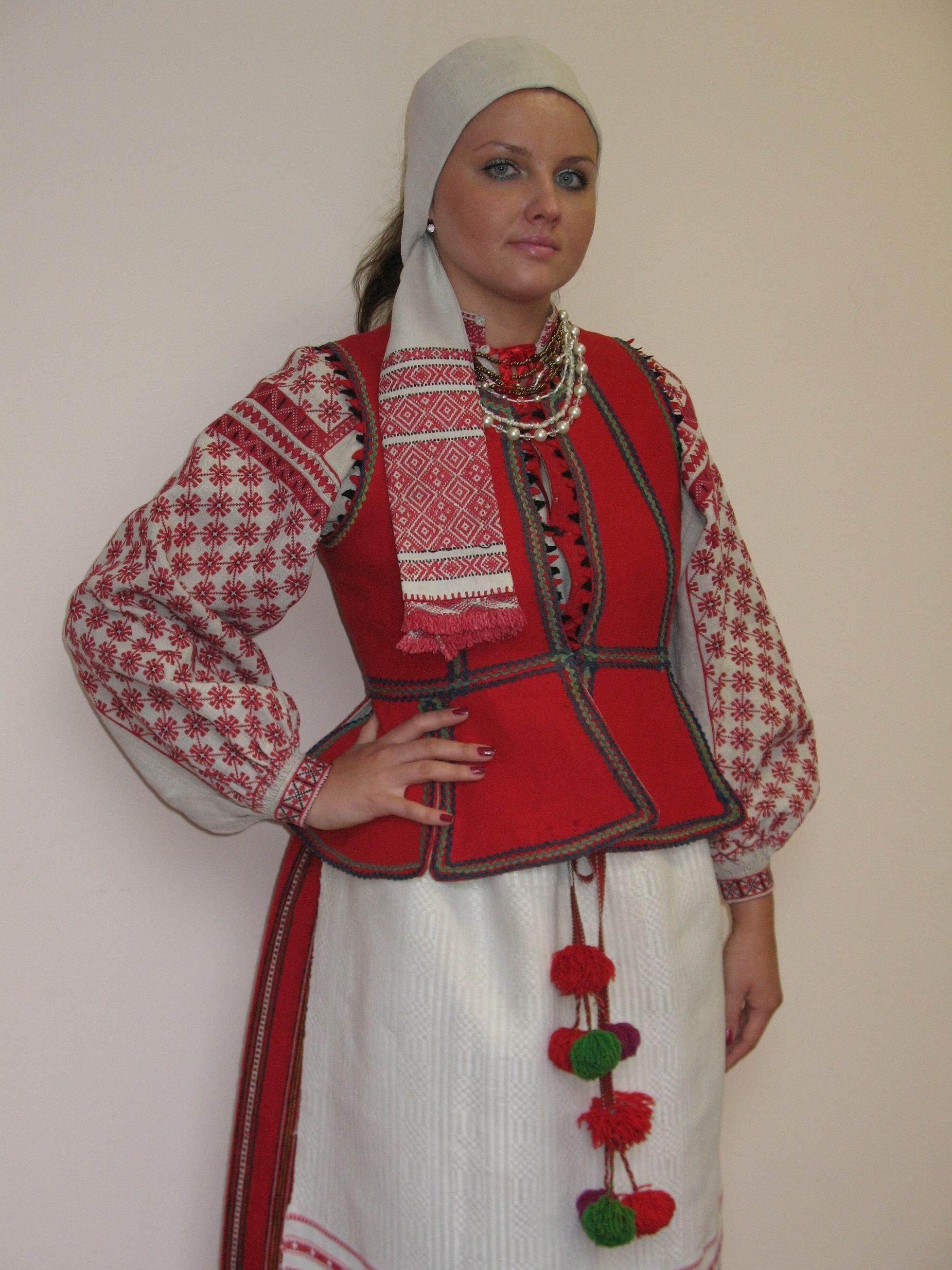 Белорусский народный костюм Малоритский Строй