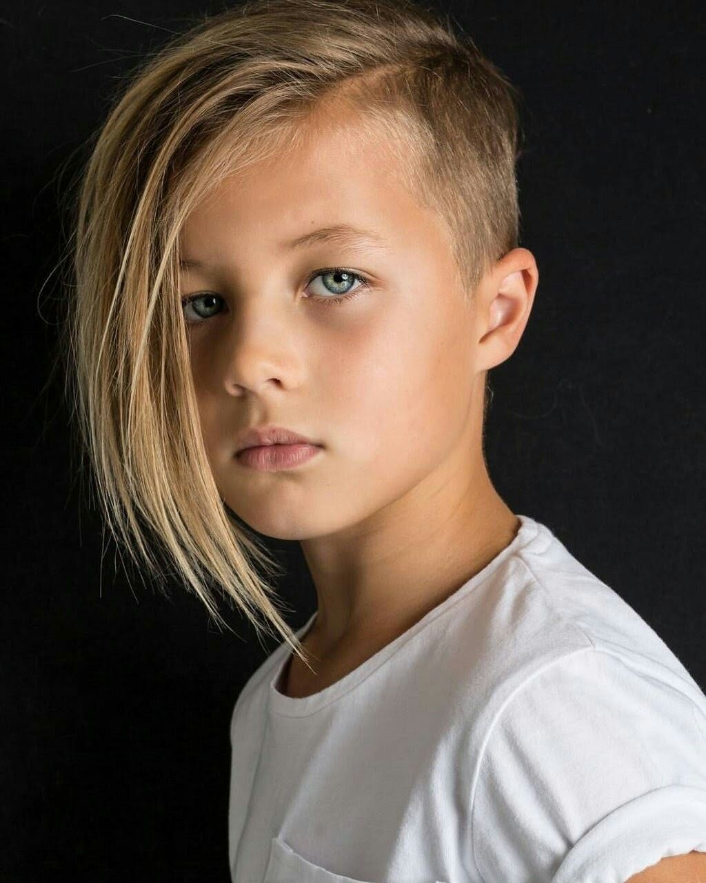 Стрижка модельная для мальчика 12 лет с челкой фото