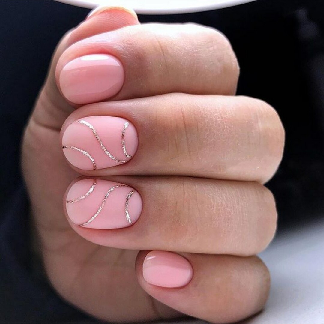нежно розовый маникюр на короткие ногти фото