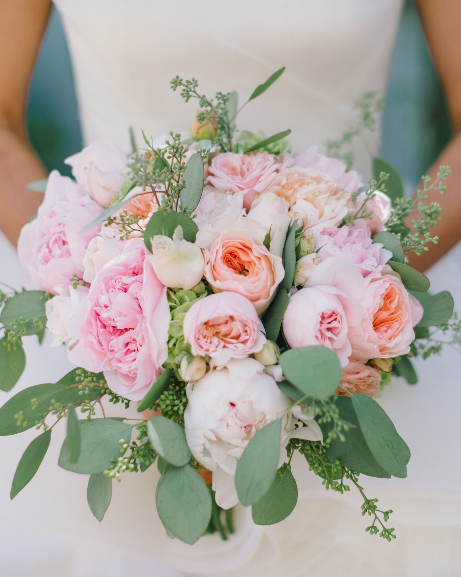 Пионовые розы букет невесты