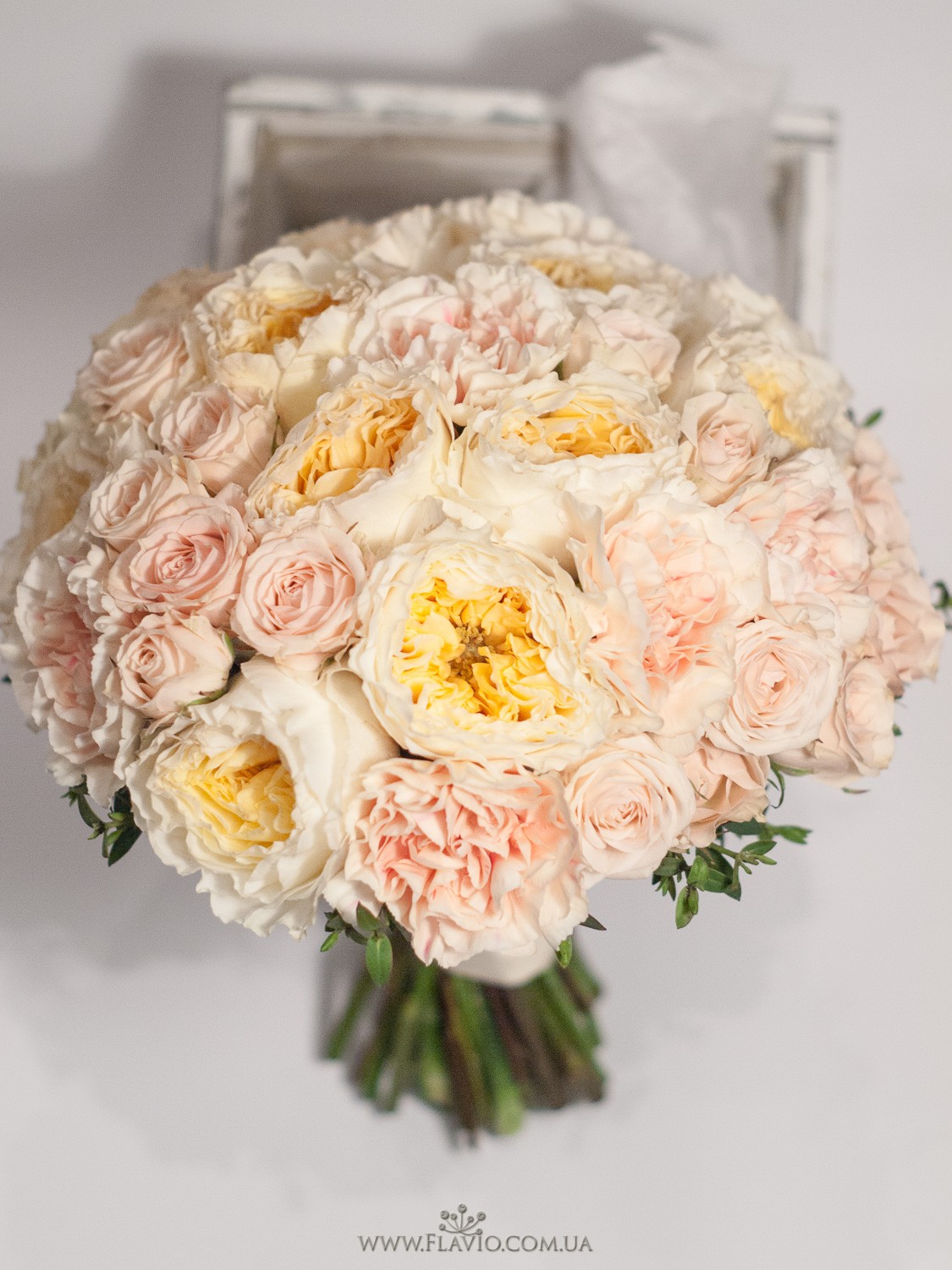 Букет невесты пионовидная роза Диантус