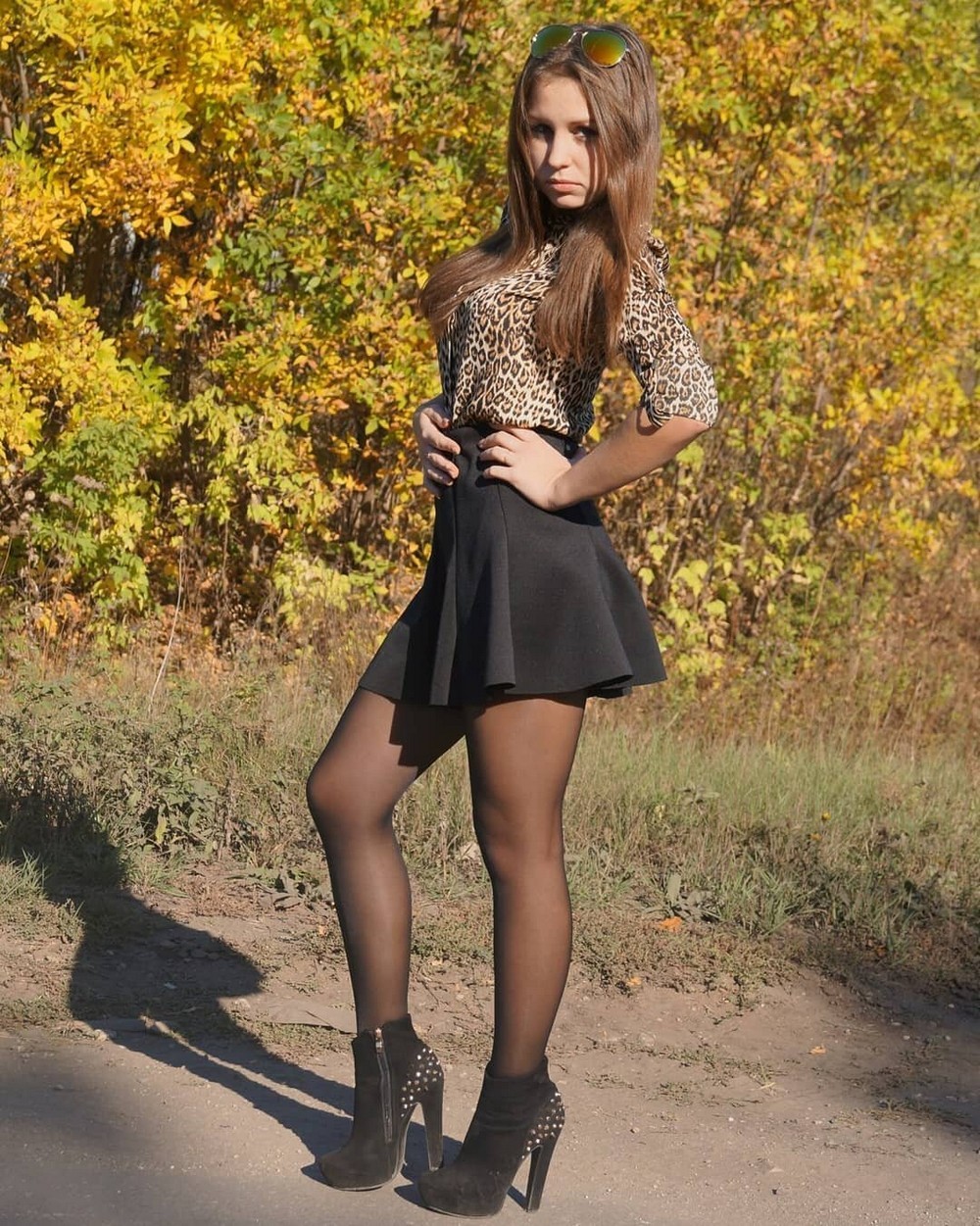 русские девушки юбках фото