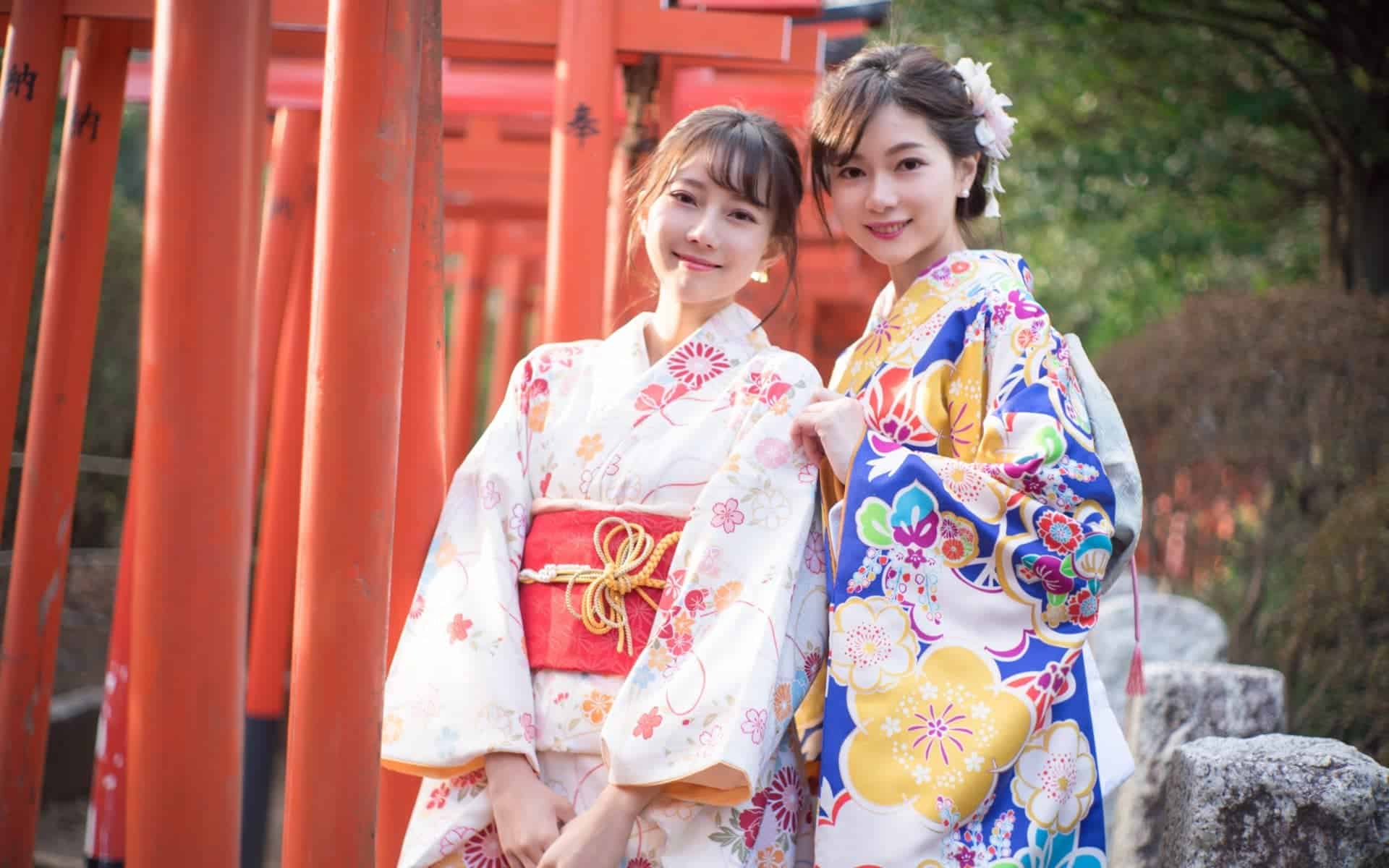 Красивое японское кимоно