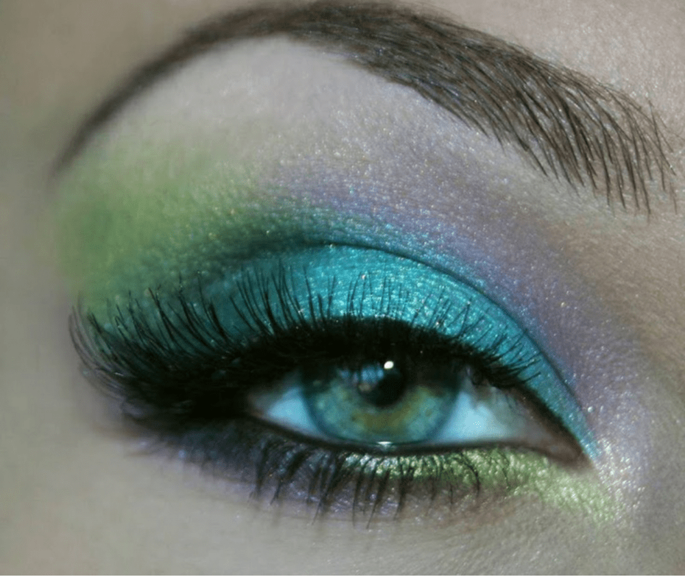Зеленые тени для голубых глаз
