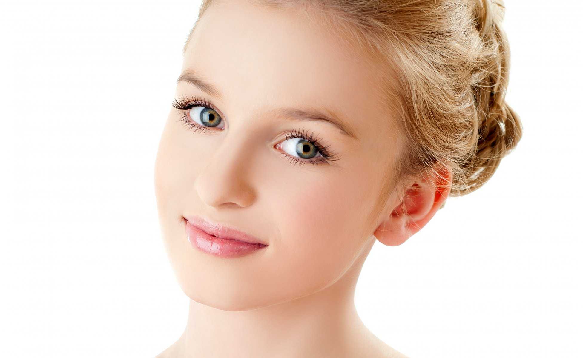 Фото лица девушки для фотошопа с макияжем
