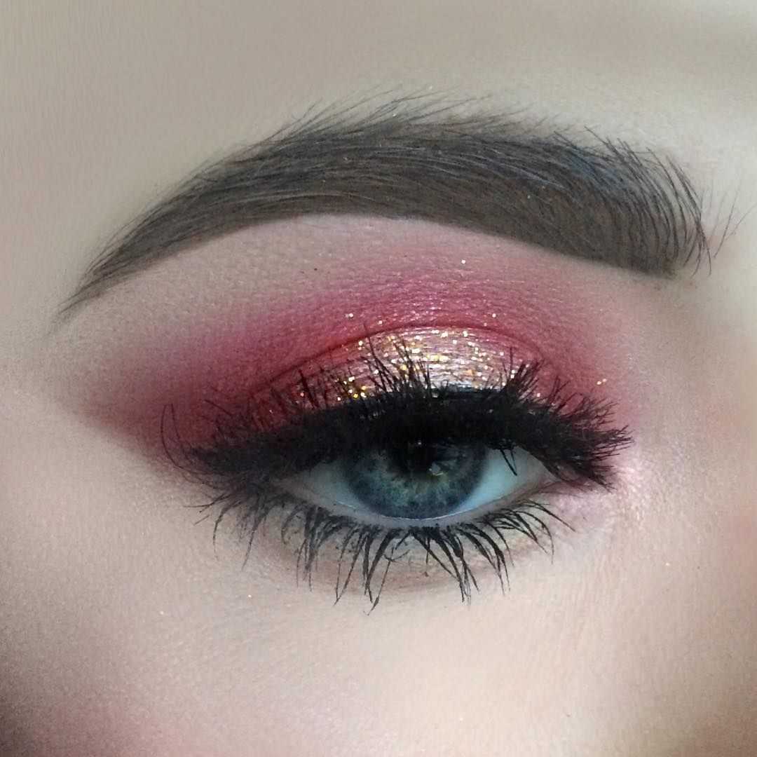 Розово золотой макияж глаз
