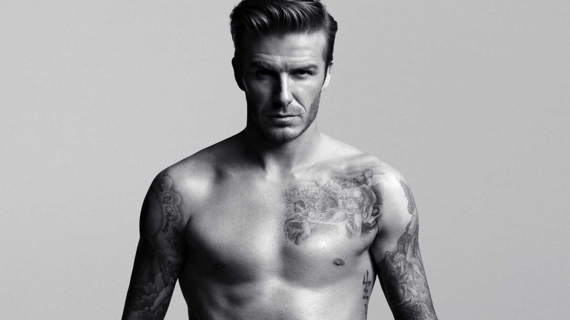 David Beckham косичка